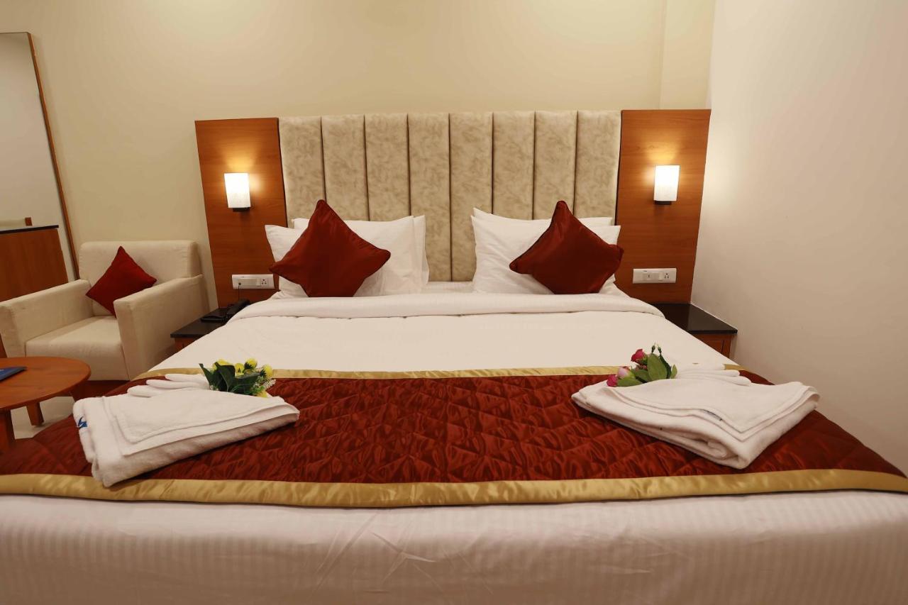 Hotel Bluemoon Tirunelveli Exterior photo